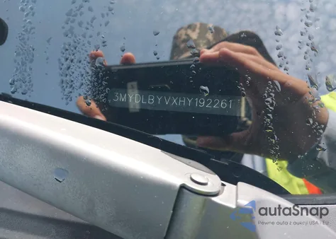 2017 Toyota Yaris Ia z USA, uszkodzony, nr VIN 3MYDLBYVXHY192261